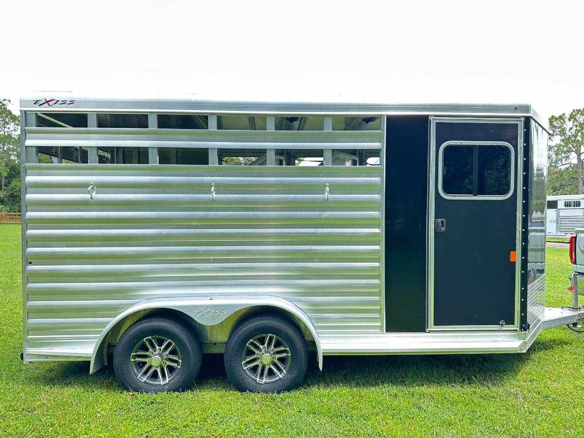 2023 Featherlite 2 horse trailer with tack