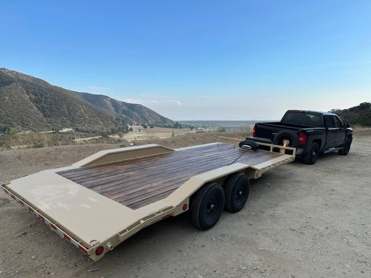 2024 Diamond C 22' tilt trailer - Heavy duty